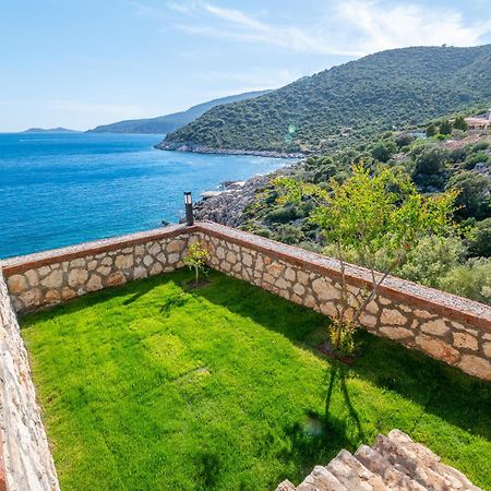 Beachfront White Villa With Private Swimming Pool Kalkan Exteriér fotografie