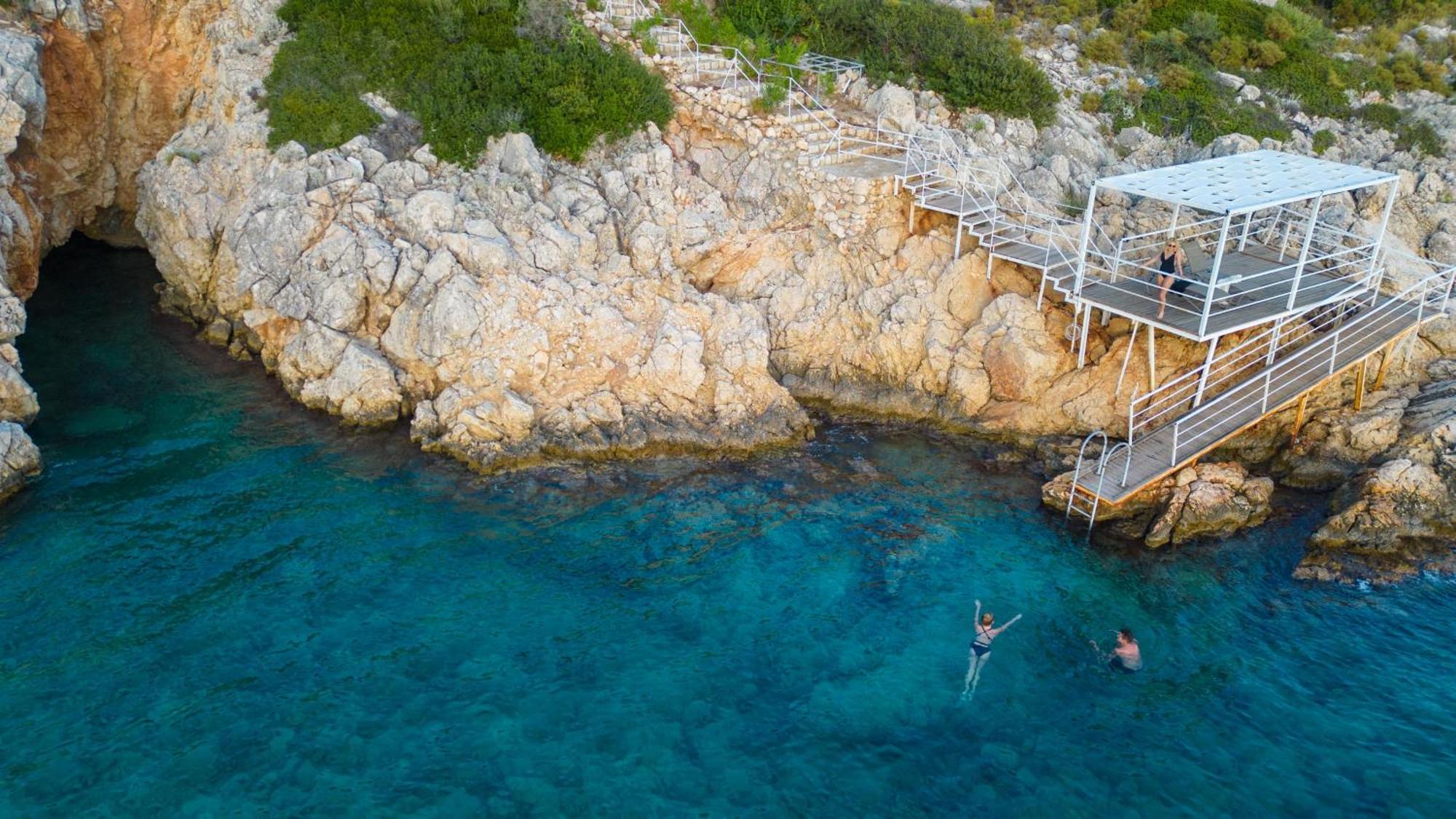 Beachfront White Villa With Private Swimming Pool Kalkan Exteriér fotografie